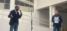 Ivrea, "Unesco" diventa teatro: otto ambasciatori sul palco e Chiantore in regia