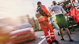 Villastellone, studentessa disabile investita e sbalzata in una bealera