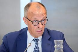 Germania, il piano di Merz per il 2026: esenzione fiscale fino a 2.000 euro al mese per chi lavora dopo la pensione