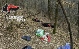 Blitz nei boschi tra Favaro e Oropa: carabinieri e polizia locale smantellano accampamenti dello spaccio