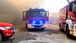 Auto in fiamme sulla Torino–Milano: traffico paralizzato a Settimo Torinese