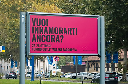 Outlet da sogno, Settimo da incubo: Piastra sorride al taglio del nastro mentre in centro si paga pure per parcheggiare
