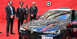 Carabinieri in Maserati...
