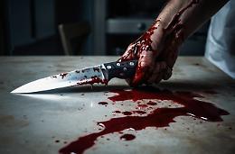 Lite per un parcheggio degenera: 66enne accoltella un uomo di 47 anni