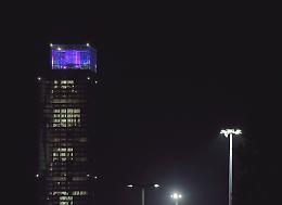 “Sciami” di luce sopra Torino: Chiara Camoni firma la nuova magia di Luci d’Artista 2025