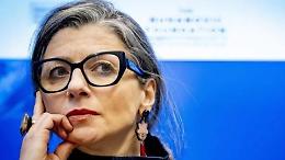 Insulti e accuse di “stregoneria” all’Onu contro Francesca Albanese: la diplomazia sprofonda nel Medioevo