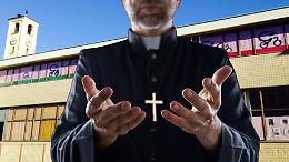 Santissima Annunziata. “Rinascita cattolica” senza prete: Don Teisa fuori, rette alle stelle e caos 