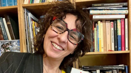 “Dal fuoco dei vulcani alle stelle”: la vulcanologa Sabrina Mugnos a teatro per ispirare i giovani