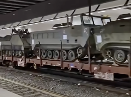 Arriva un treno carico di… panico!