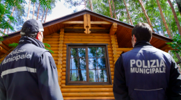 In tre in una baracca: condannata Anastasia Laforé per abuso edilizio