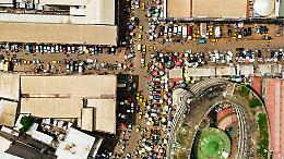 Giovani contro i giganti: il confronto generazionale nelle elezioni di Camerun e Tanzania