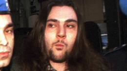 Sterminò la famiglia, ora è in fuga: caccia al killer in tutta la pianura Padana