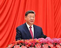 La superportaerei Fujian sfida gli Stati Uniti: la Cina scatena la sua potenza nei mari del Pacifico