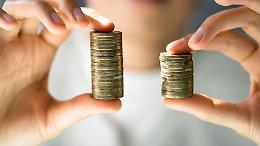 Ivrea scopre il salario minimo (dopo due anni di sonno)