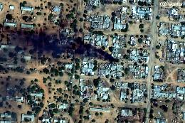 Bruciano i morti per cancellare il genocidio: Al-Fashir è diventata un forno di corpi