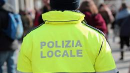 Abbandona tre frigoriferi in strada: denunciato imprenditore torinese per illecito ambientale