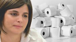 Assorbenti sì, carta igienica no
