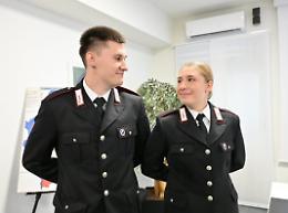 Fratello e sorella originari della Romania insieme nell’Arma dei Carabinieri: la storia di Stefano e Stefania Sandu