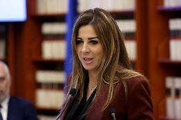 Matilde Siracusano pubblica gli insulti sessisti ricevuti sui social: "Vai a cucinare e poi a tromb..." (VIDEO)