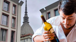 Tensione all'alba: ubriaco spacca tutto nel parcheggio vicino l'università