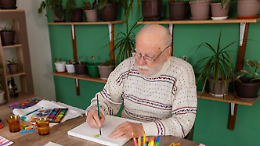 Pennelli in RSA: a Venaria gli anziani diventano protagonisti di una mostra speciale