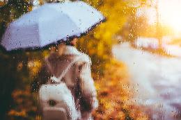 Finisce l’Estate di San Martino: piogge in arrivo ma non per tutti. Ecco le zone colpite per prime