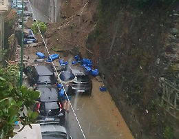 Liguria travolta dal maltempo: tromba d’aria, allagamenti e blackout