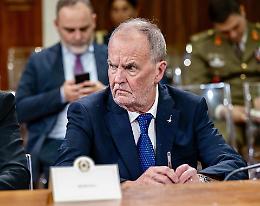 Calderoli porta l’autonomia a Torino: mancano i LEP, ma c’è il fotografo. Padania libera