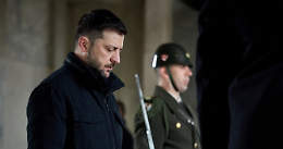 Pace o dignità: Trump ordina a Zelensky di consegnare mezzo Paese entro giovedì