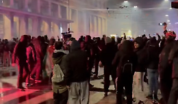 Bologna sotto assedio: corteo pro-Palestina, scontri e idranti mentre la città va in tilt