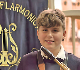 Santa Cecilia, la magia della banda e il coraggio di Gabriele, 11 anni: Chivasso in piedi ad applaudire