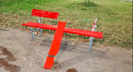 Torino, vandalizzata la panchina rossa di piazza Livio Bianco dopo soli quattro giorni