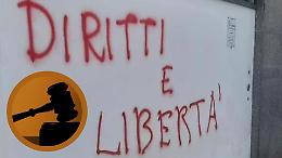 Blitz No Vax, vernice e azioni coordinate contro scuole e uffici: a Torino dodici imputati