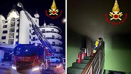 Incendio a Sestriere: hotel evacuato e dieci squadre dei vigili del fuoco in azione nella notte