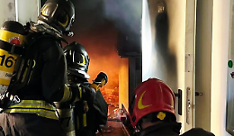 Tragedia all’alba a Dronero: un 61enne trovato morto dopo un incendio nella sua abitazione