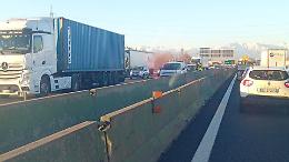 Tamponamento sulla Tangenziale all&rsquo;altezza della Certosa: traffico in tilt in direzione nord