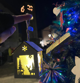 “Accendi l’Albero” inaugura il Natale in Valle Tesso 