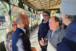 Sopralluogo alla stazione di Ivrea: promesse, degrado e il barista che resiste