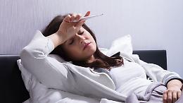 Influenza, la curva accelera e mette a letto quasi 700 mila italiani in una settimana