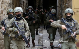 Gaza, la tregua che non esiste: camion fermi, ostaggi a met&agrave; e morti anche durante il cessate il fuoco