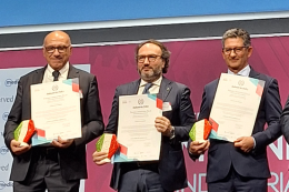 Premi, algoritmi e bollette: cos&igrave; SCS diventa  &ldquo;eccellenza&rdquo; e Terranova ritira il premio...