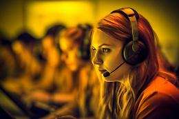 Konecta se ne va da Ivrea: 700 lavoratrici e lavoratori spinti verso l&rsquo;uscita. Le reazioni del mondo politico