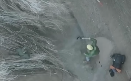 Trappola nel deserto: escursionista finisce dentro nelle sabbie mobili in Utah, intervento eroico (VIDEO)