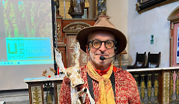 Il Vangelo secondo l&rsquo;Asina: quando la Nativit&agrave; si racconta dal basso