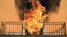 In Canavese un incendio devasta una casa, muore anche il cane di famiglia: San Giusto reagisce con una grande ondata di solidariet&agrave;