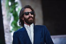 Del Vecchio jr, figlio di Luxottica, si compra il 30% de Il Giornale e tratta per la maggioranza di QN
