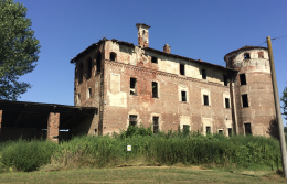 Castello di Parpaglia, tetto volato e soldi buttati: il monumento dimenticato dalla Regione