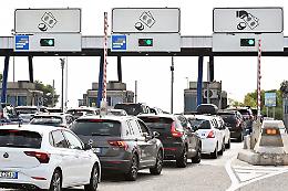Pedaggi autostradali, aumenti a macchia di leopardo: rincari, congelamenti e un taglio che spiazza gli automobilisti