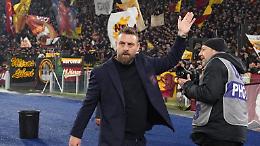 L&rsquo;Olimpico canta, De Rossi trattiene le lacrime: a Roma certe storie non finiscono mai...