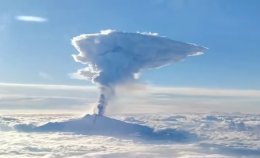 L'Etna in risveglio improvviso: uno dei crateri torna a farsi sentire dopo decenni (VIDEO)